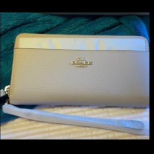 Coach Accordion Zip Wallet-Grey Birch/Silver